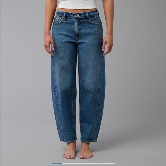 Classic Blue Women's Barrel Jeans - Picture 1 of 1